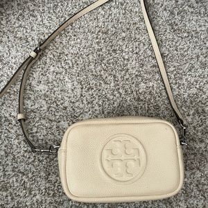 Tory Burch Perry Bombe mini bag